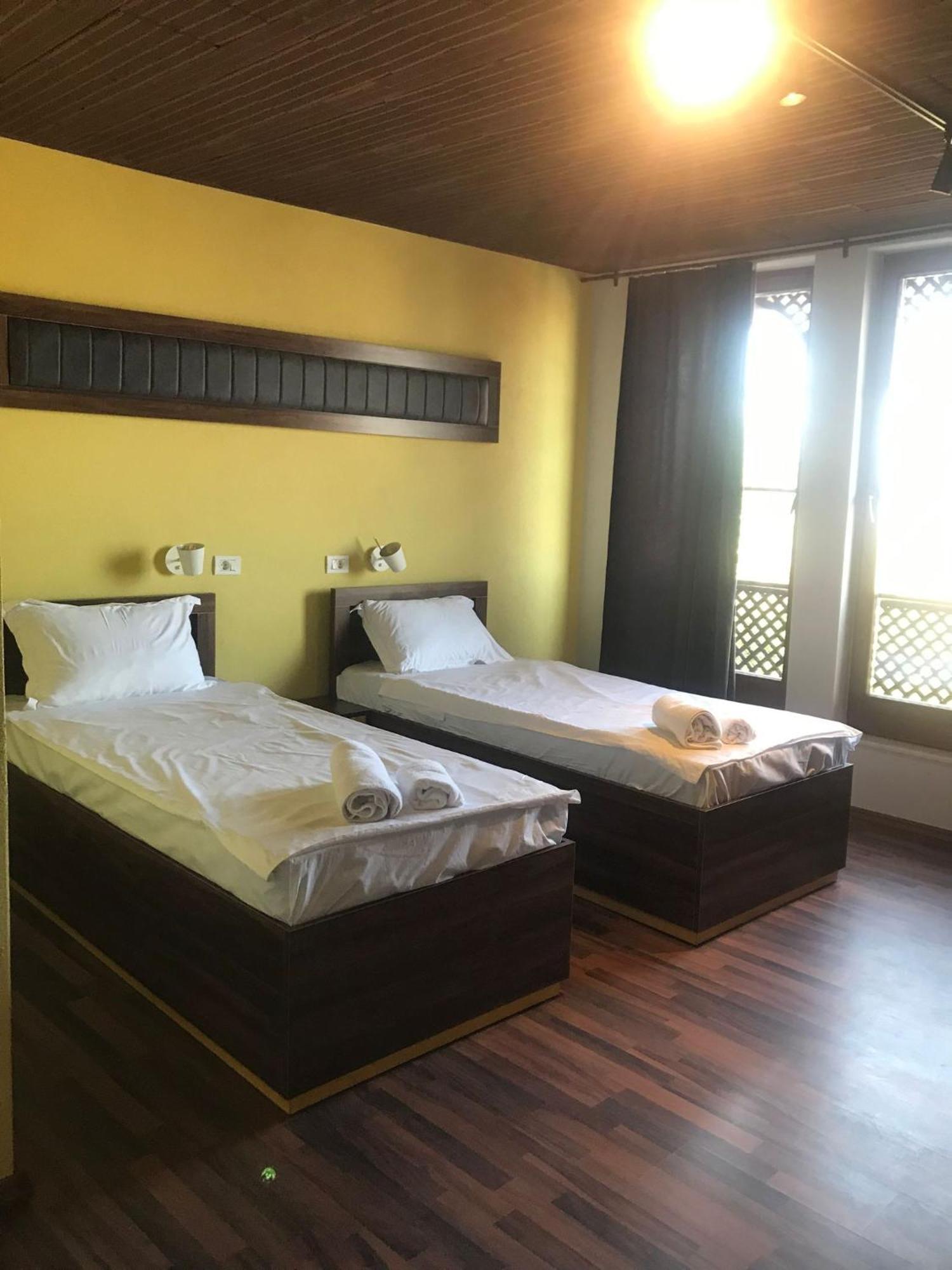 Hotel Hiserra Prizren Zewnętrze zdjęcie